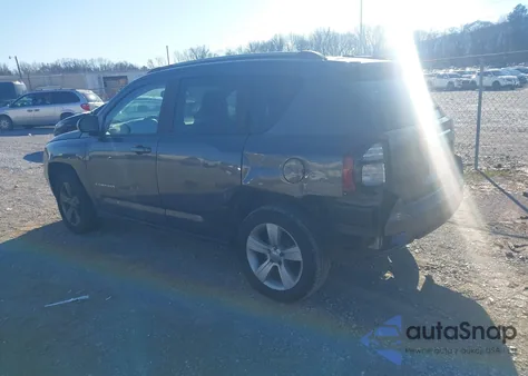 2016 Jeep Compass Sport из США, поврежденный, VIN 1C4NJCBA8GD705366